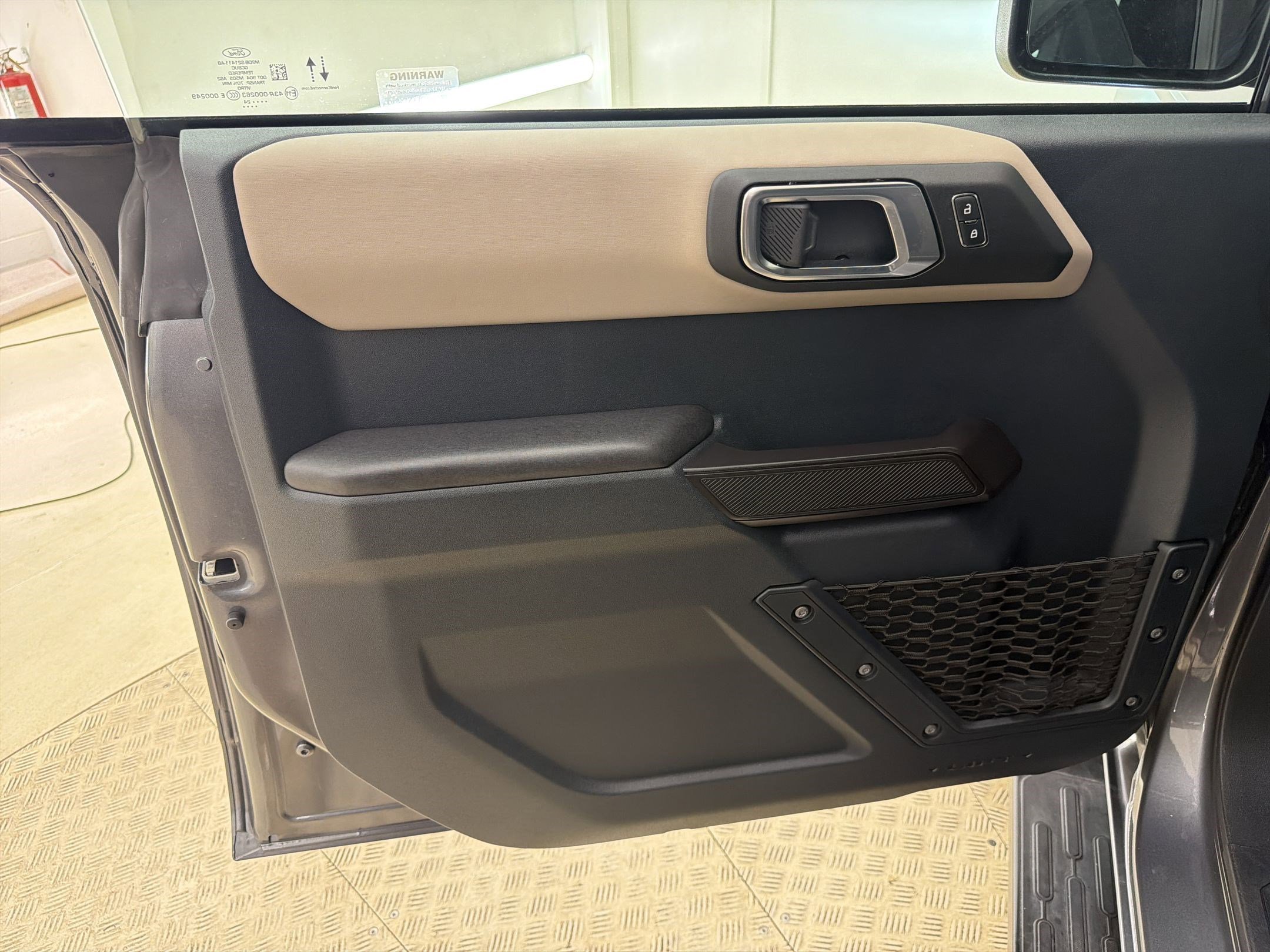 Certified 2024 Ford Bronco Wildtrak AWD/4WD image 12