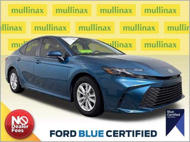Used 2025 Toyota Camry LE FWD image 1