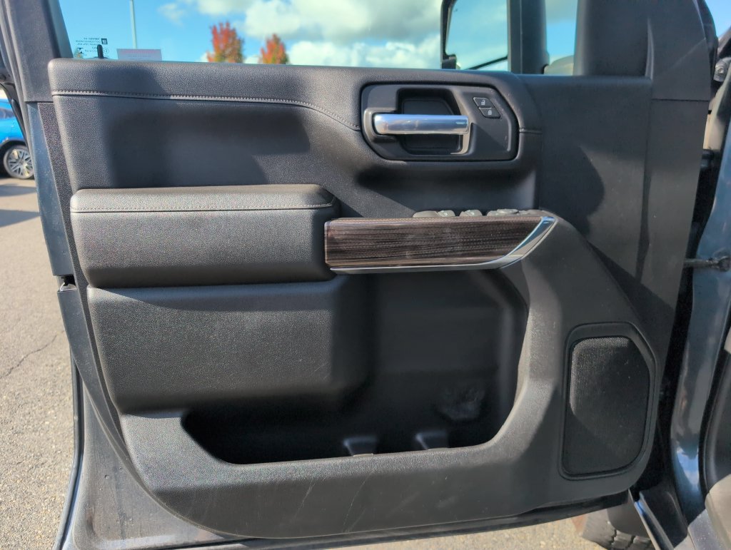 Used 2020 Chevrolet Silverado 3500 LT w/ All Star Edition AWD/4WD image 17