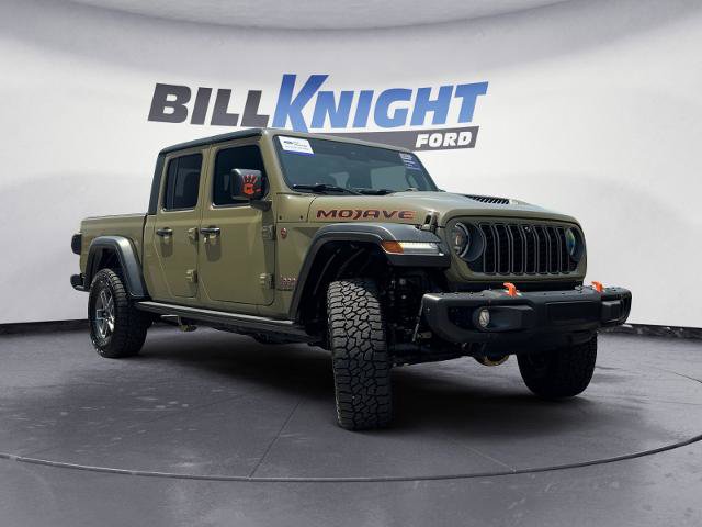Used 2025 Jeep Gladiator Mojave w/ Steel Bumper Group AWD/4WD image 7