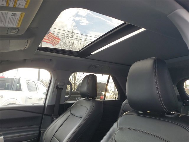 Certified 2023 Ford Explorer Limited w/ Limited Technology Package image 14