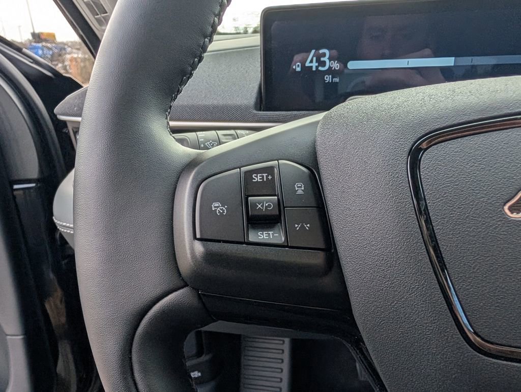 Certified 2025 Ford Mustang Mach-E Select w/ Comfort Package Lite image 10