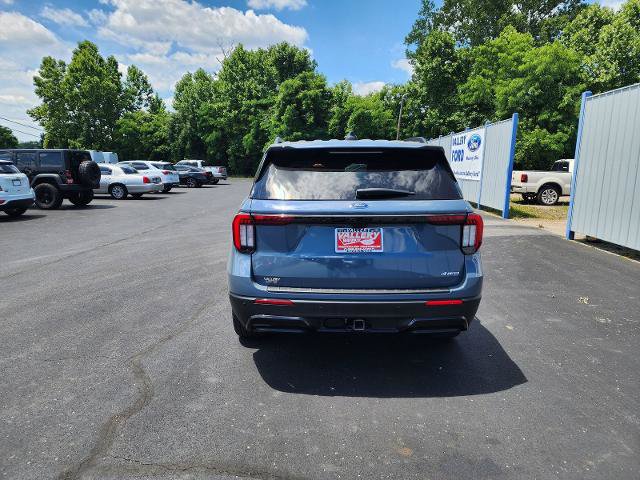 Certified 2025 Ford Explorer ST-Line w/ Premium Package AWD/4WD image 4