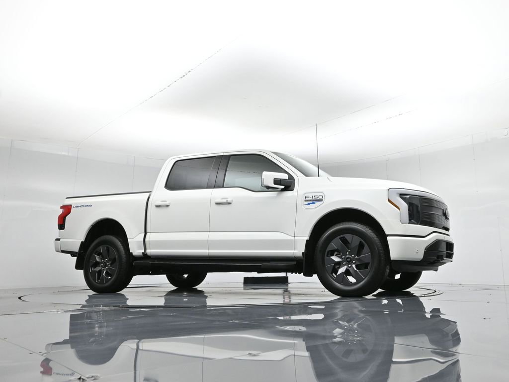Certified 2022 Ford F150 Lightning Lariat image 3
