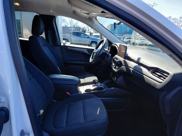 Certified 2023 Ford Escape Active AWD/4WD image 13