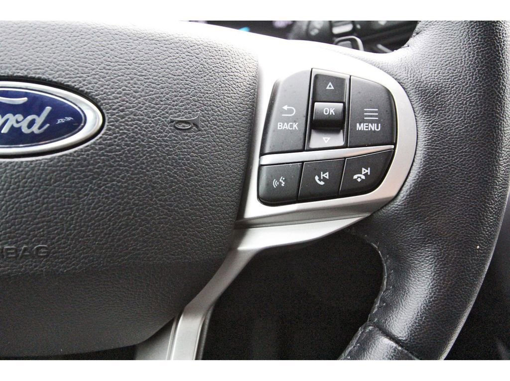 Certified 2020 Ford Explorer XLT w/ Equipment Group 202A image 19