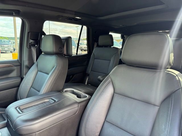 Used 2021 Chevrolet Tahoe Z71 w/ Luxury Package AWD/4WD image 28