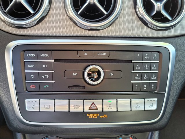 Used 2019 Mercedes-Benz GLA 250 4MATIC image 20