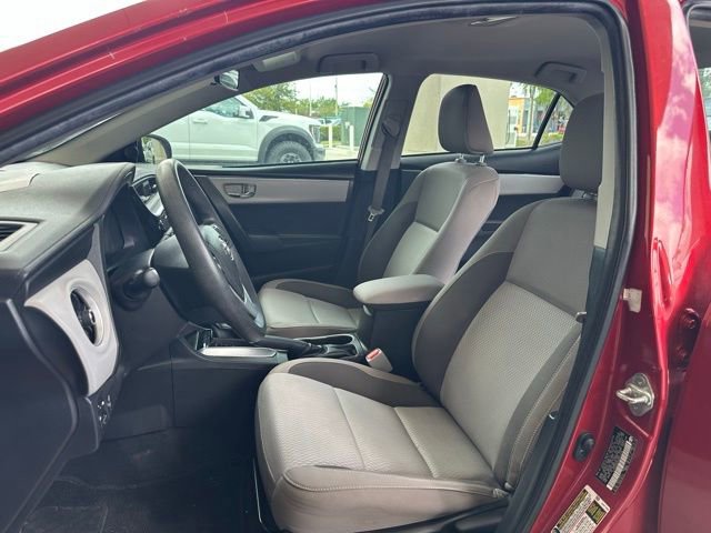 Used 2019 Toyota Corolla LE FWD image 13