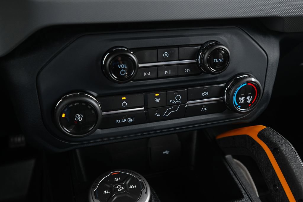 Certified 2022 Ford Bronco 2-Door AWD/4WD image 33