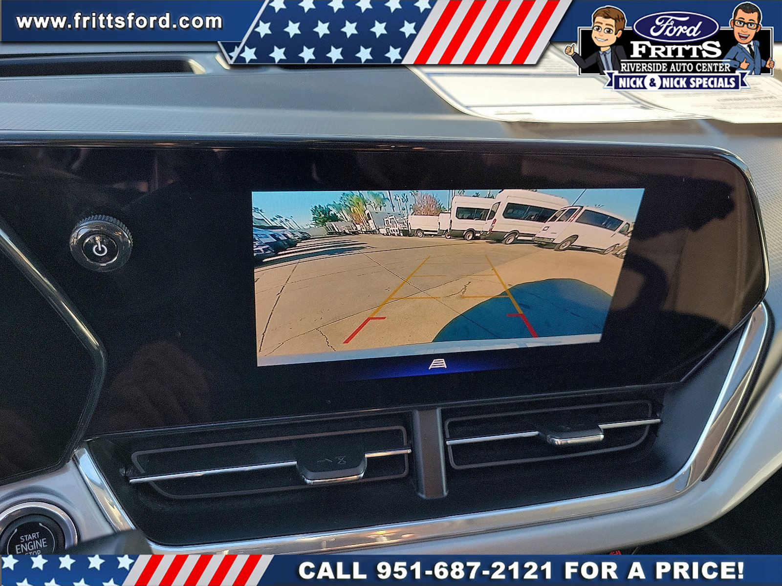 Used 2024 Chevrolet Trax LT w/ Sunroof Package image 11