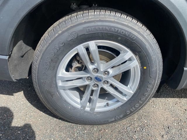 Certified 2022 Ford Explorer XLT w/ Equipment Group 202A image 9