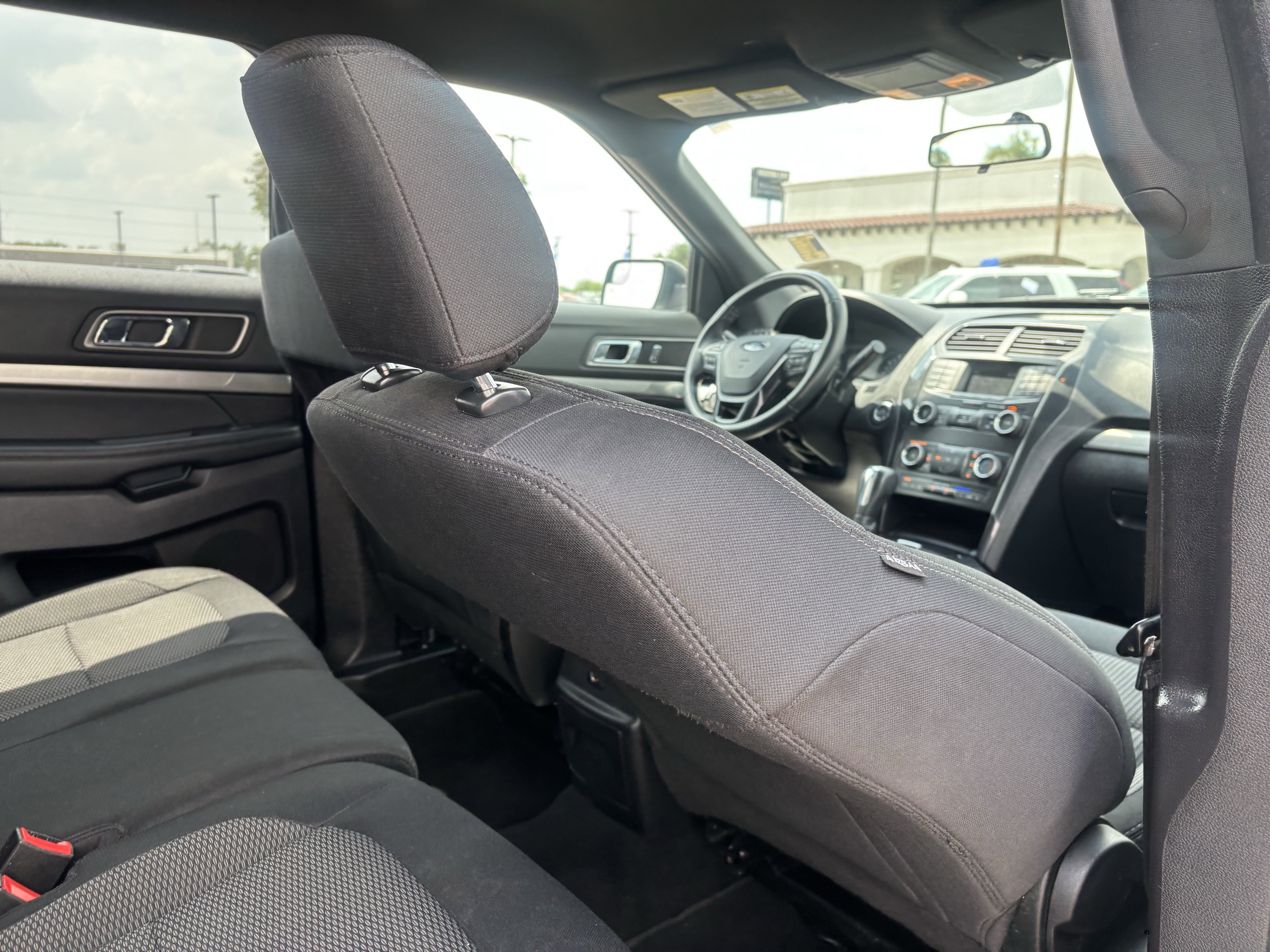 Certified 2019 Ford Explorer XLT FWD image 21