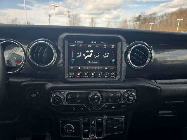 Used 2021 Jeep Wrangler Unlimited Sahara image 32