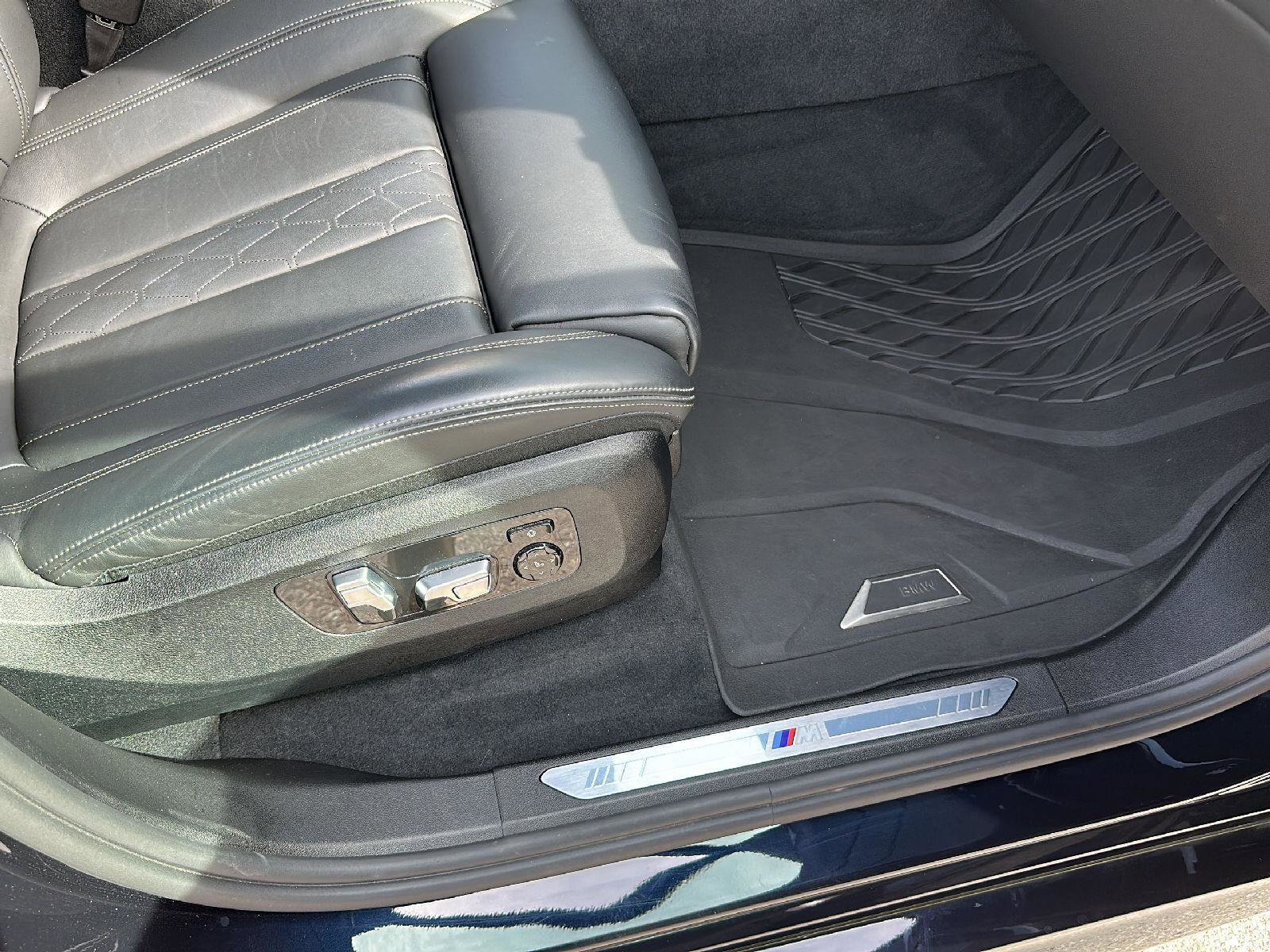 Used 2020 BMW X5 xDrive40i w/ M Sport Package image 36