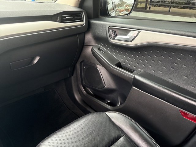 Certified 2020 Ford Escape SEL image 15