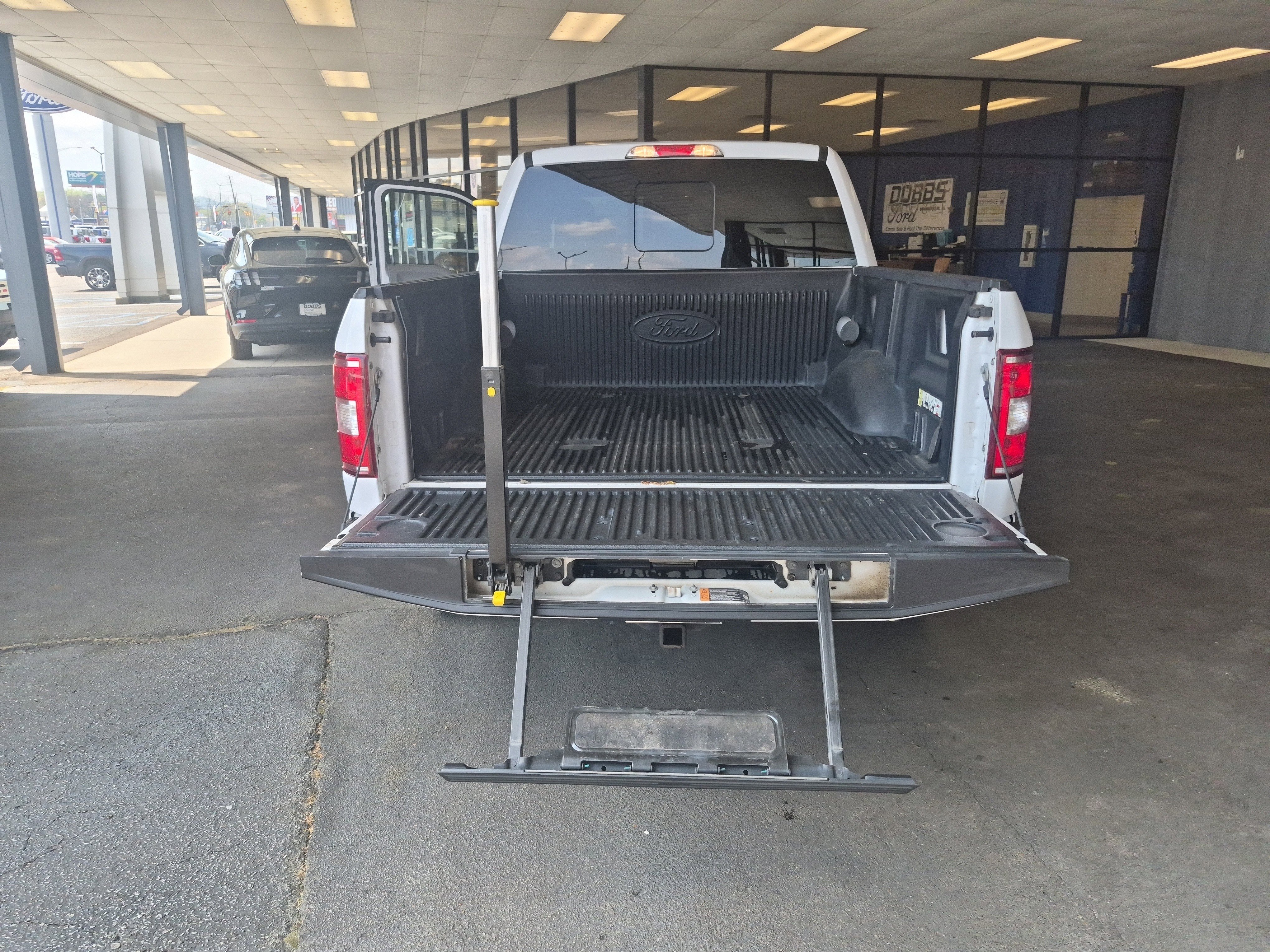 Certified 2020 Ford F150 XLT w/ Equipment Group 302A Luxury image 7