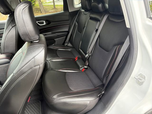 Used 2022 Jeep Compass Trailhawk w/ Trailhawk Convenience Group AWD/4WD image 20