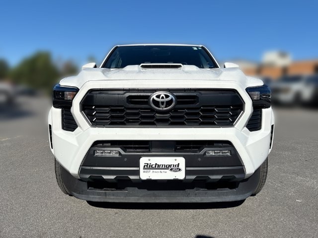 Used 2024 Toyota Tacoma TRD Sport w/ TRD Sport Upgrade Package AWD/4WD image 3