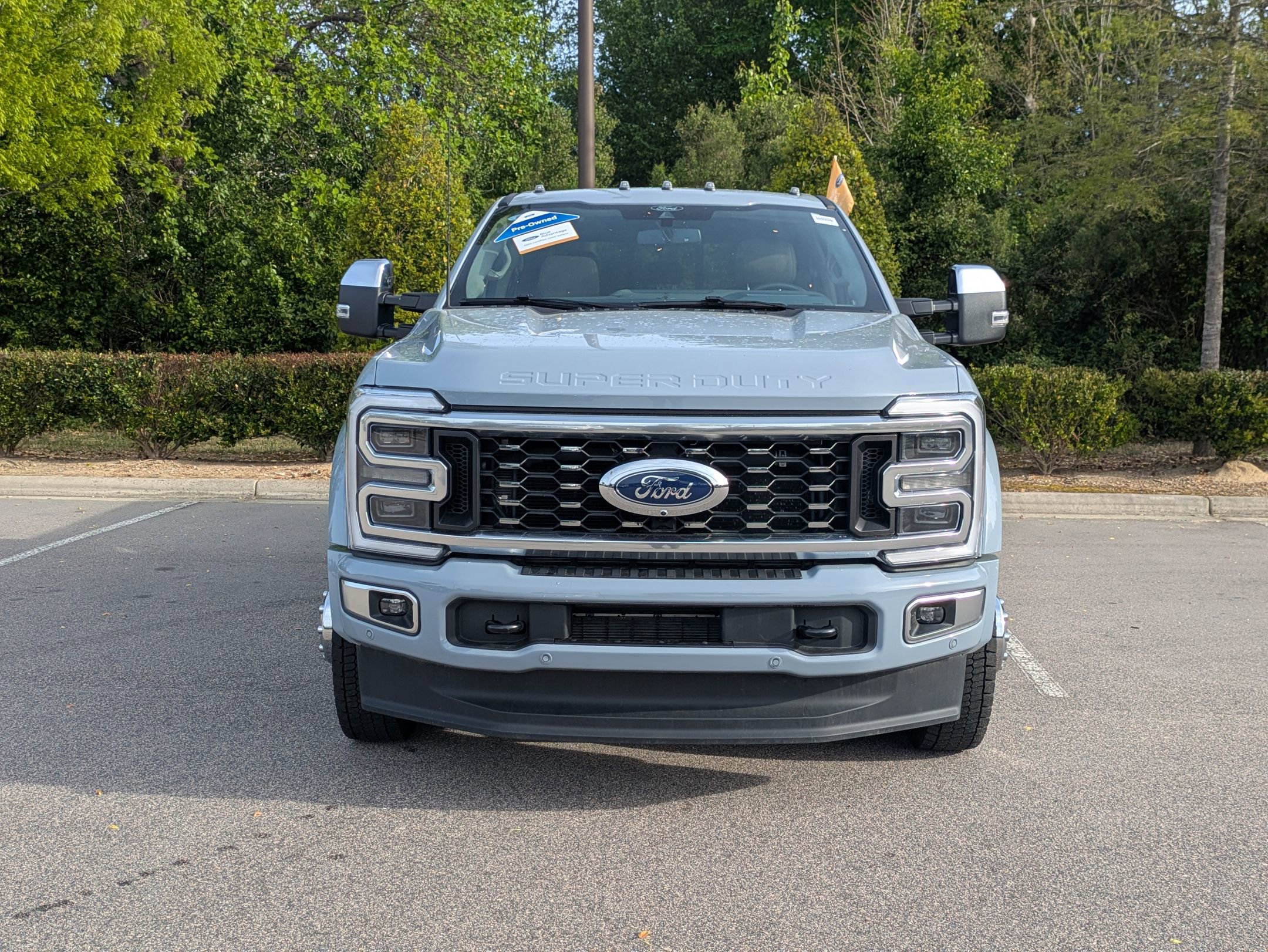 Certified 2025 Ford F450 Platinum w/ Platinum Plus Package AWD/4WD image 9