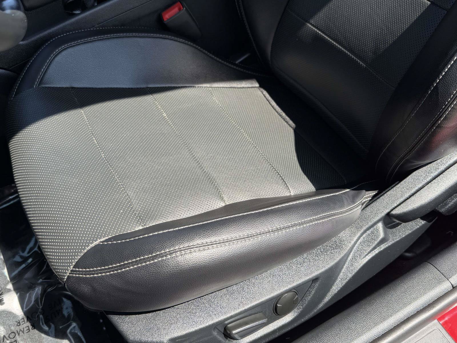 Certified 2020 Ford Mustang Premium RWD image 23
