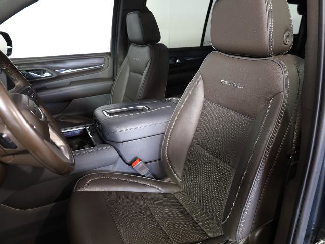 Used 2021 GMC Yukon Denali w/ LPO, Illumination Package image 9