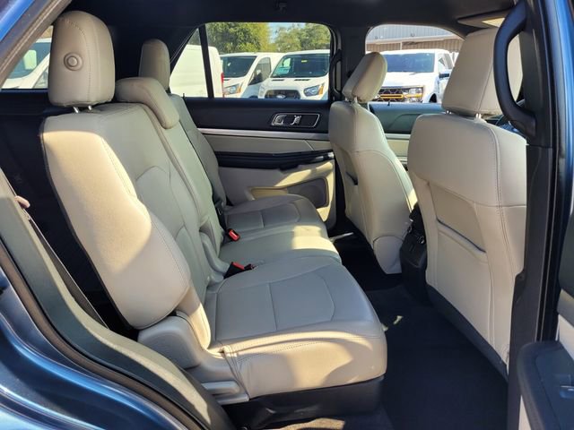 Certified 2018 Ford Explorer XLT w/ Equipment Group 202A image 18