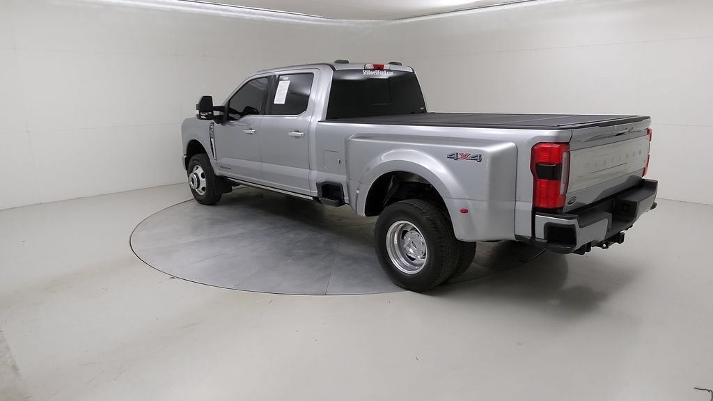 Certified 2024 Ford F350 Platinum AWD/4WD image 10