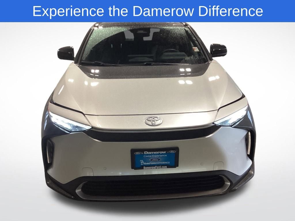 Used 2023 Toyota bZ4X Limited image 9