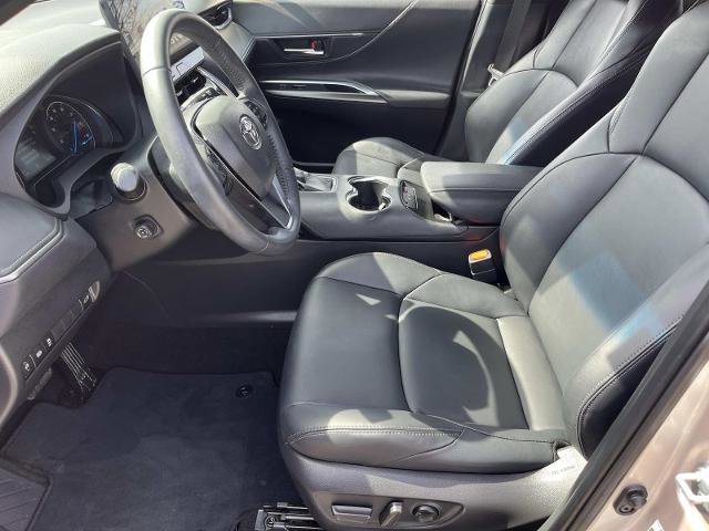 Used 2023 Toyota Venza XLE image 12
