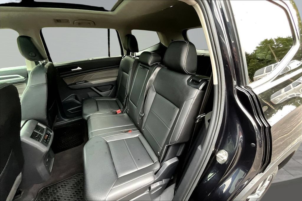 Used 2021 Volkswagen Atlas SEL R-Line w/ MDO Package (Bench Seat) AWD/4WD image 24