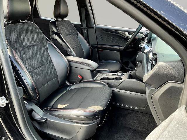 Certified 2024 Ford Escape ST-Line AWD/4WD image 29