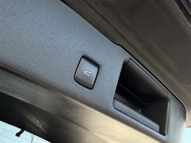 Certified 2022 Ford Escape SEL w/ Technology Package image 6