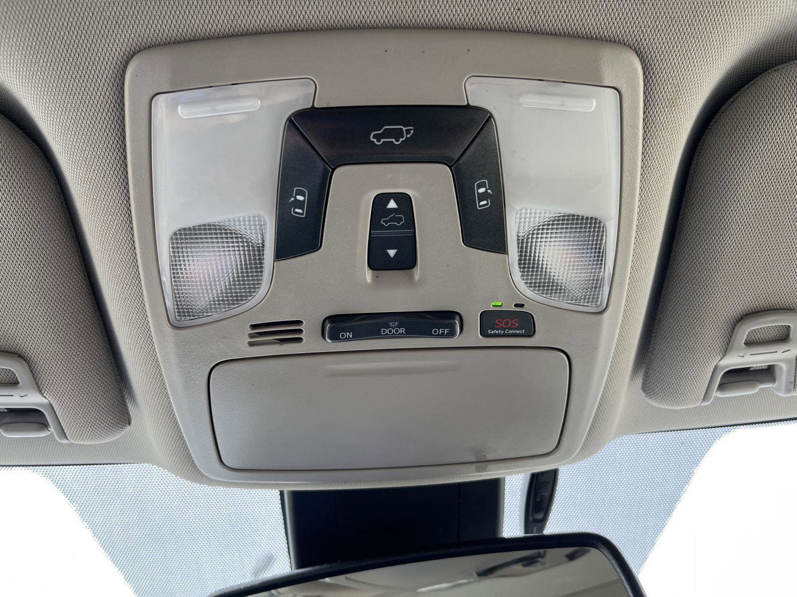 Used 2020 Toyota Sienna XLE w/ XLE Navigation Package image 21