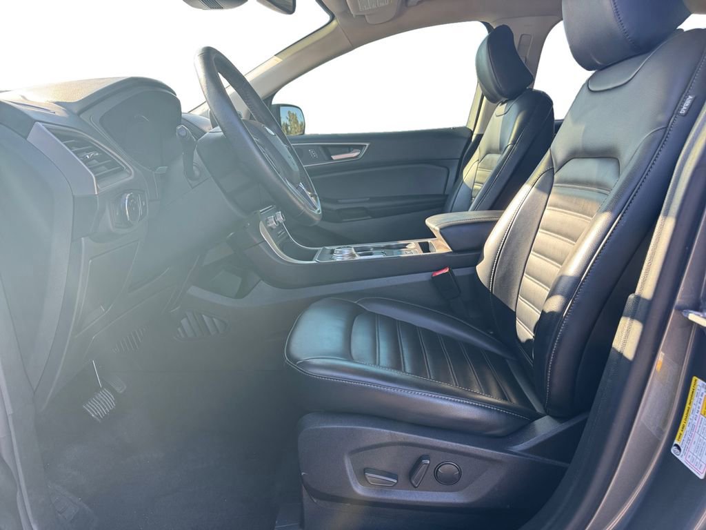 Certified 2024 Ford Edge SEL image 9