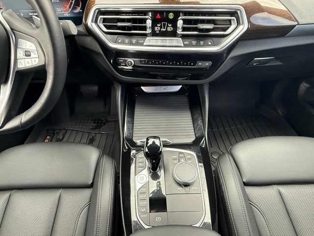 Used 2024 BMW X4 xDrive30i AWD/4WD image 26