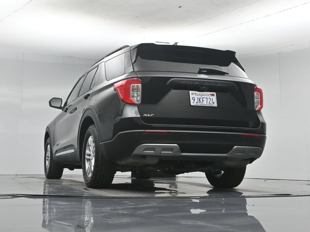 Certified 2023 Ford Explorer XLT w/ Equipment Group 202A RWD image 49