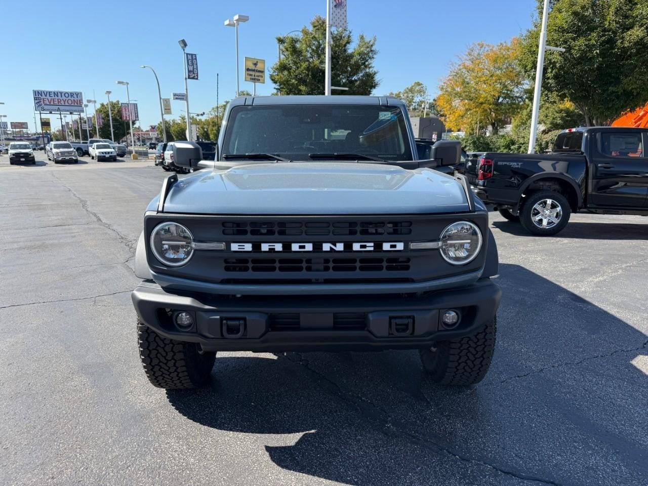 Certified 2025 Ford Bronco Big Bend w/ Black Diamond Package AWD/4WD image 6