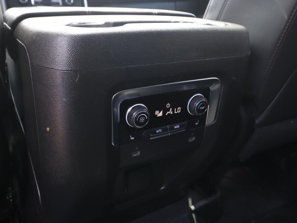 Used 2023 Chevrolet Tahoe LT w/ LT Signature Plus Package AWD/4WD image 15