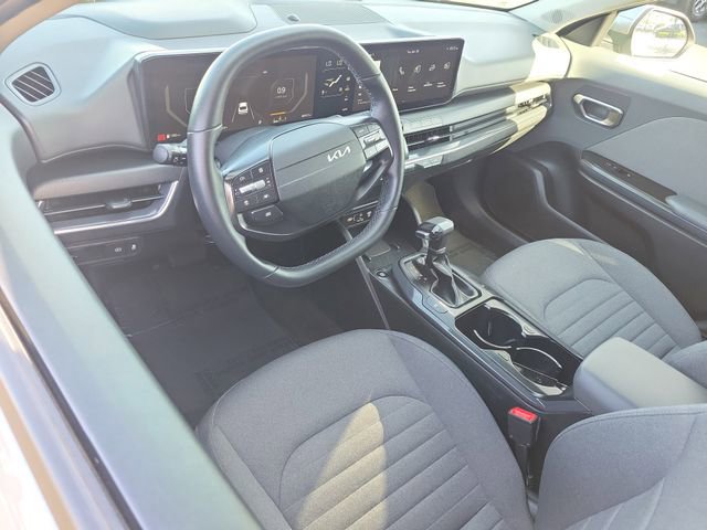 Used 2025 Kia K4 EX FWD image 6