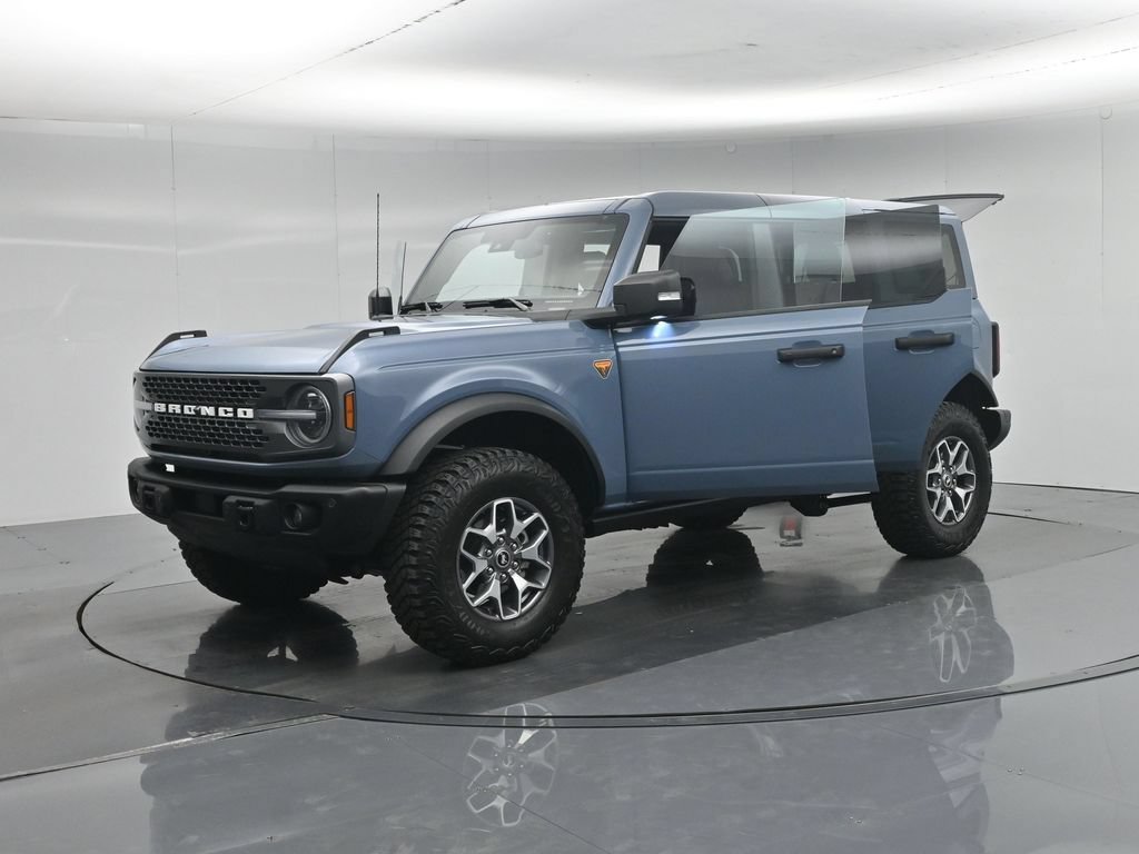 Certified 2025 Ford Bronco Badlands AWD/4WD image 33