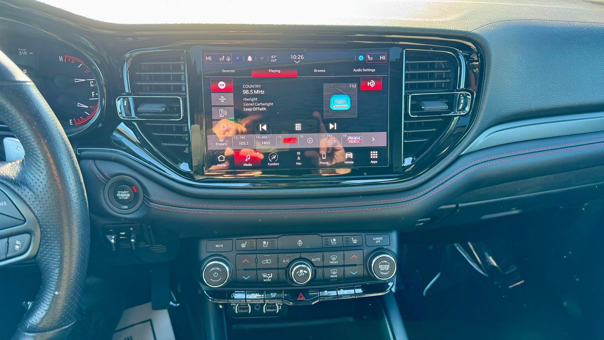 Used 2024 Dodge Durango GT image 25