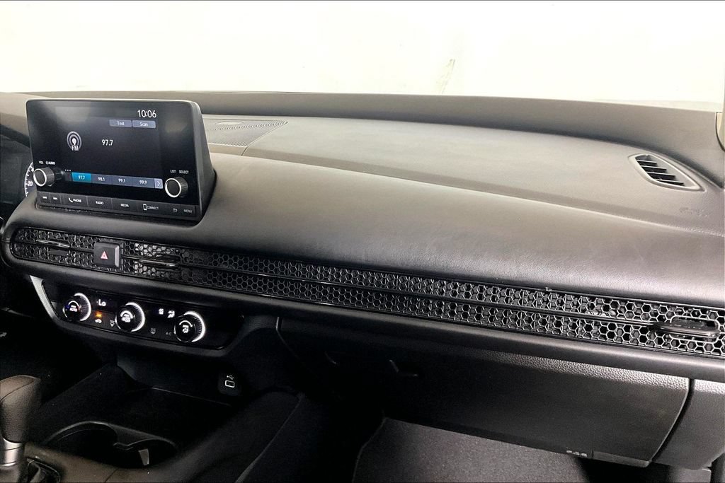 Used 2025 Honda HR-V LX image 12