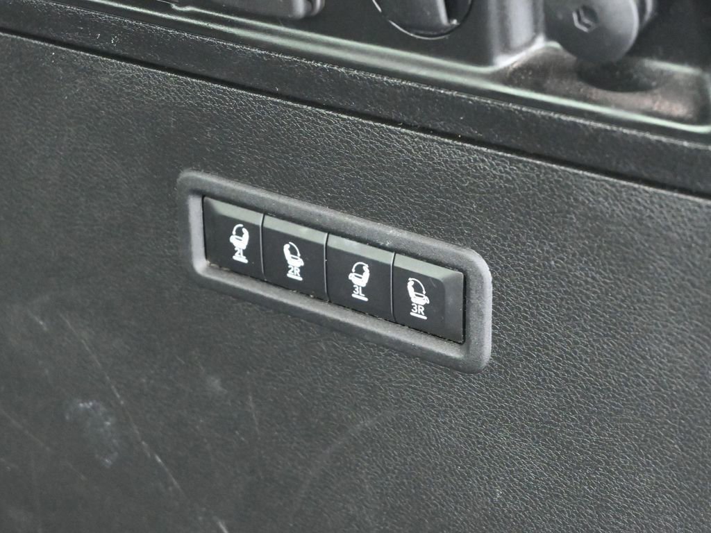 Used 2022 Jeep Wagoneer Series III w/ Premium Group I image 58