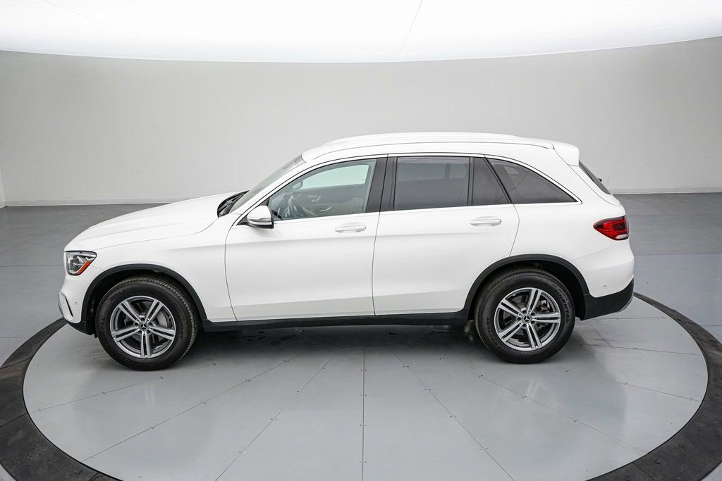 Used 2022 Mercedes-Benz GLC 300 4MATIC image 2