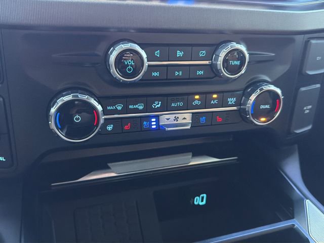 Certified 2023 Ford F450 Platinum w/ FX4 Off-Road Package image 28