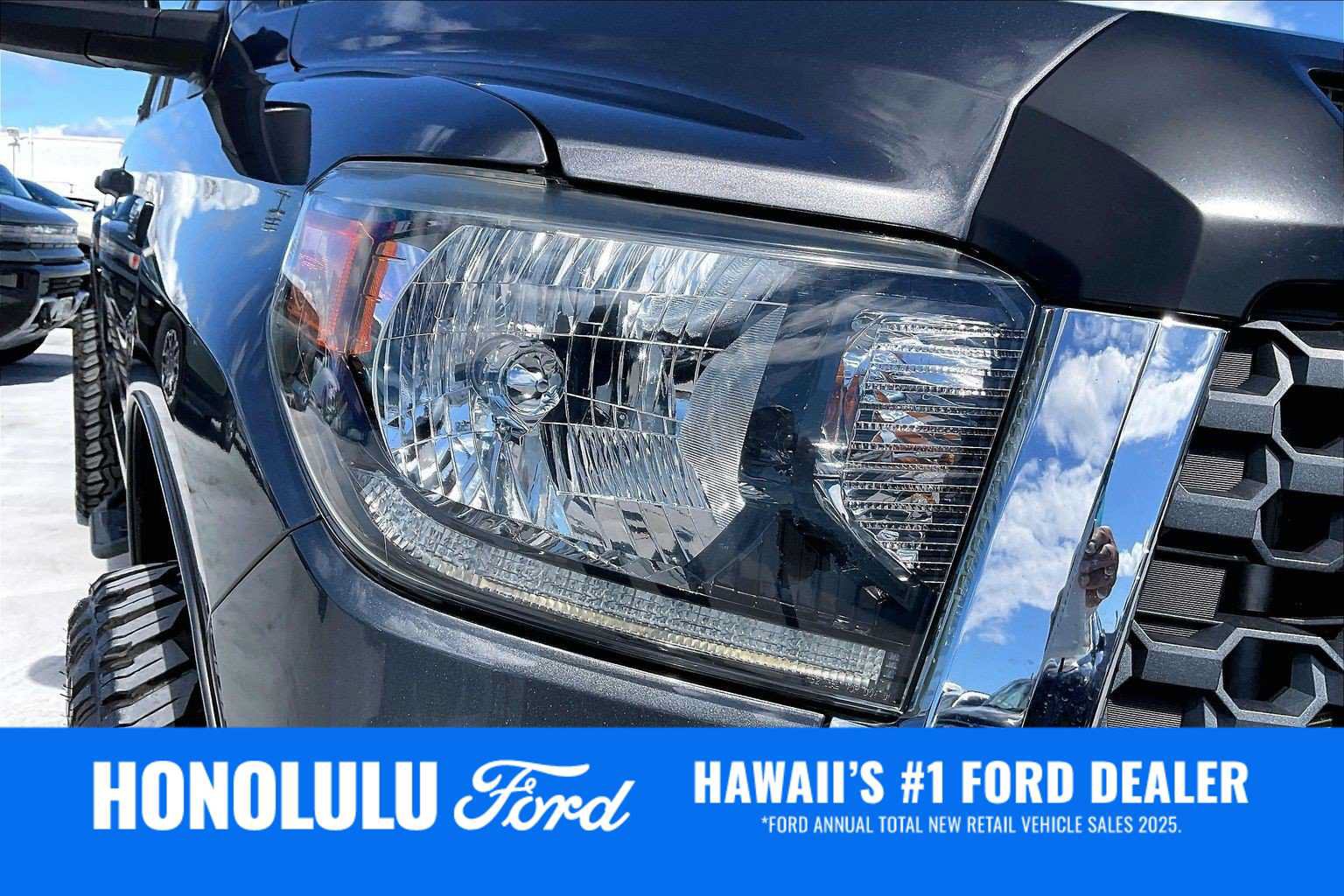 Used 2020 Toyota Tundra SR5 w/ SR5 Upgrade Package RWD image 31