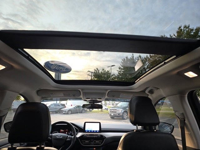 Certified 2022 Ford Escape SEL image 24