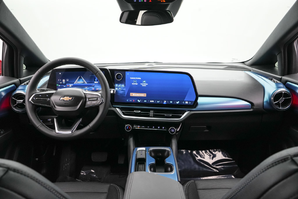Used 2024 Chevrolet Equinox EV LT FWD image 16