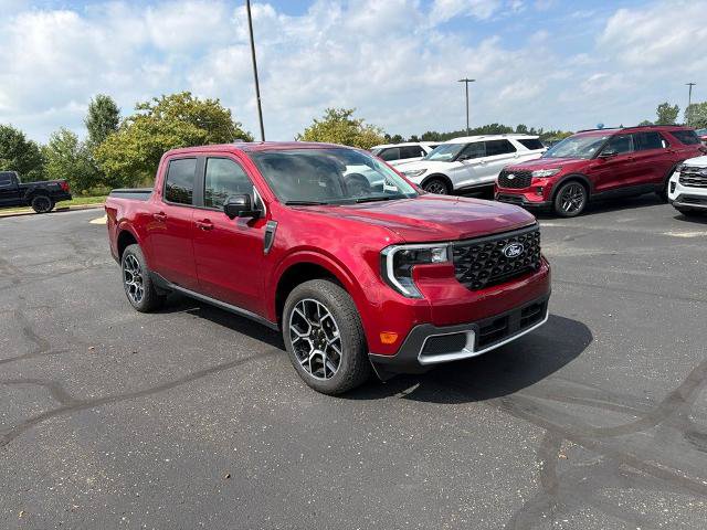 Certified 2025 Ford Maverick Lariat w/ 4K Tow Package AWD/4WD image 1